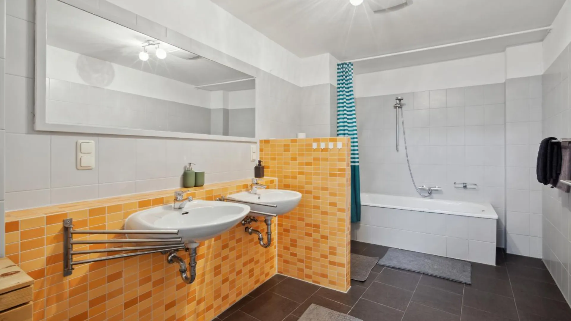 Apartment Home2Stay Apartmenthaus Dresden Germany