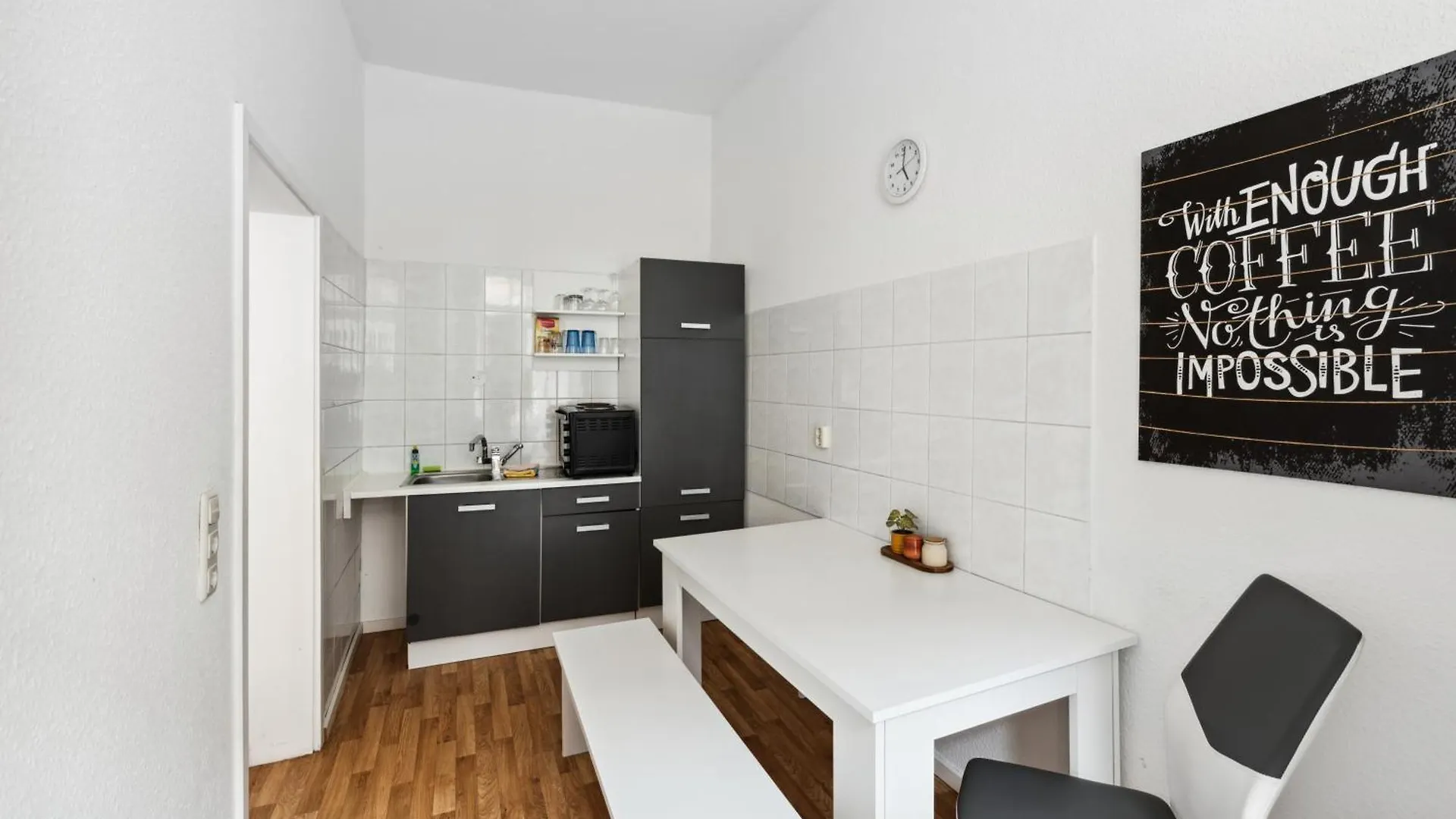 Home2Stay Apartmenthaus Dresden Apartment