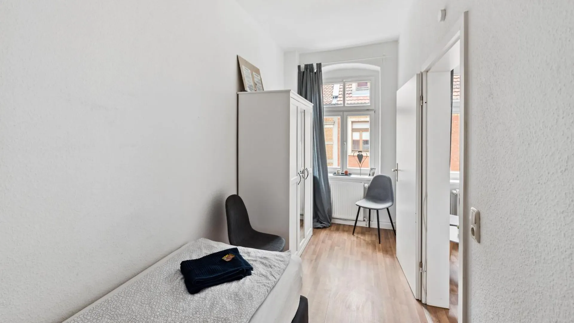 Home2Stay Apartmenthaus ドレスデン アパート