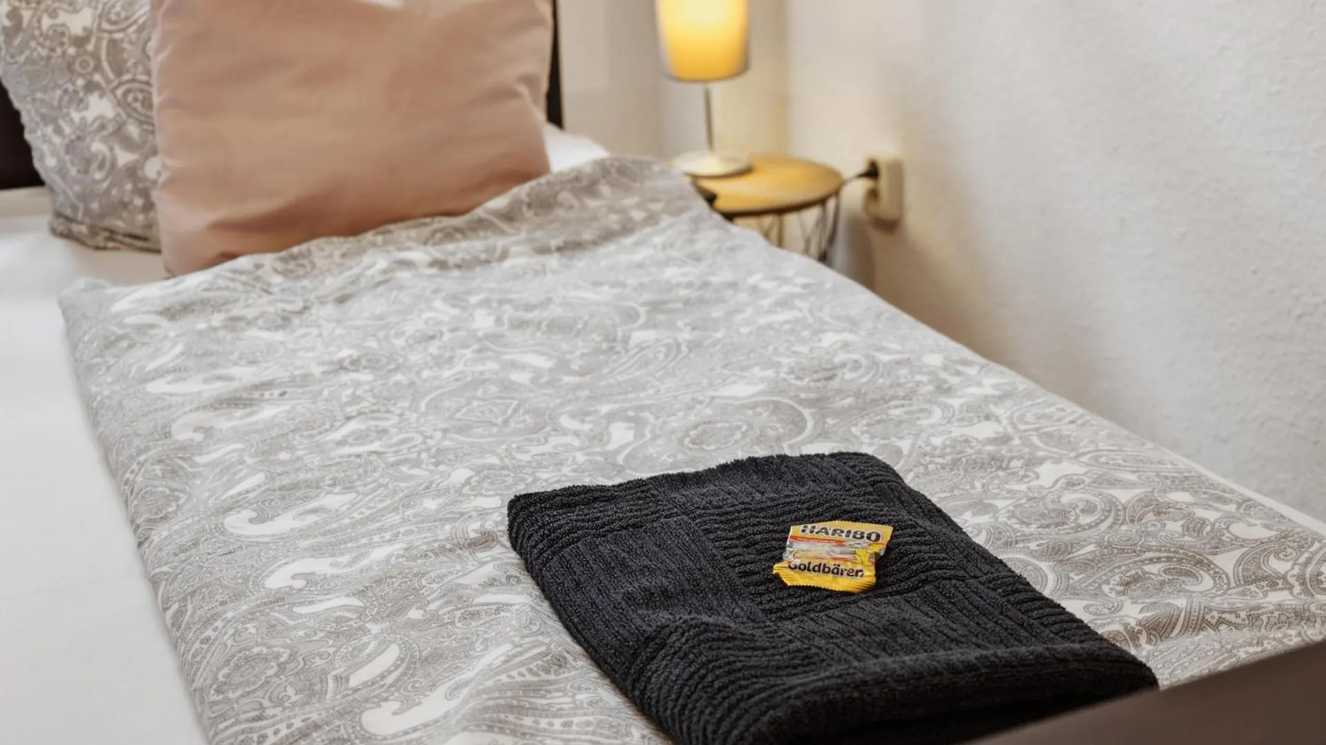 Home2Stay Apartmenthaus ドレスデン アパート